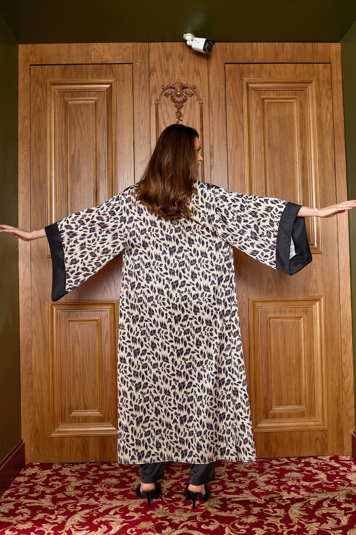 Leopar Morgenmantel Creme Schwarz